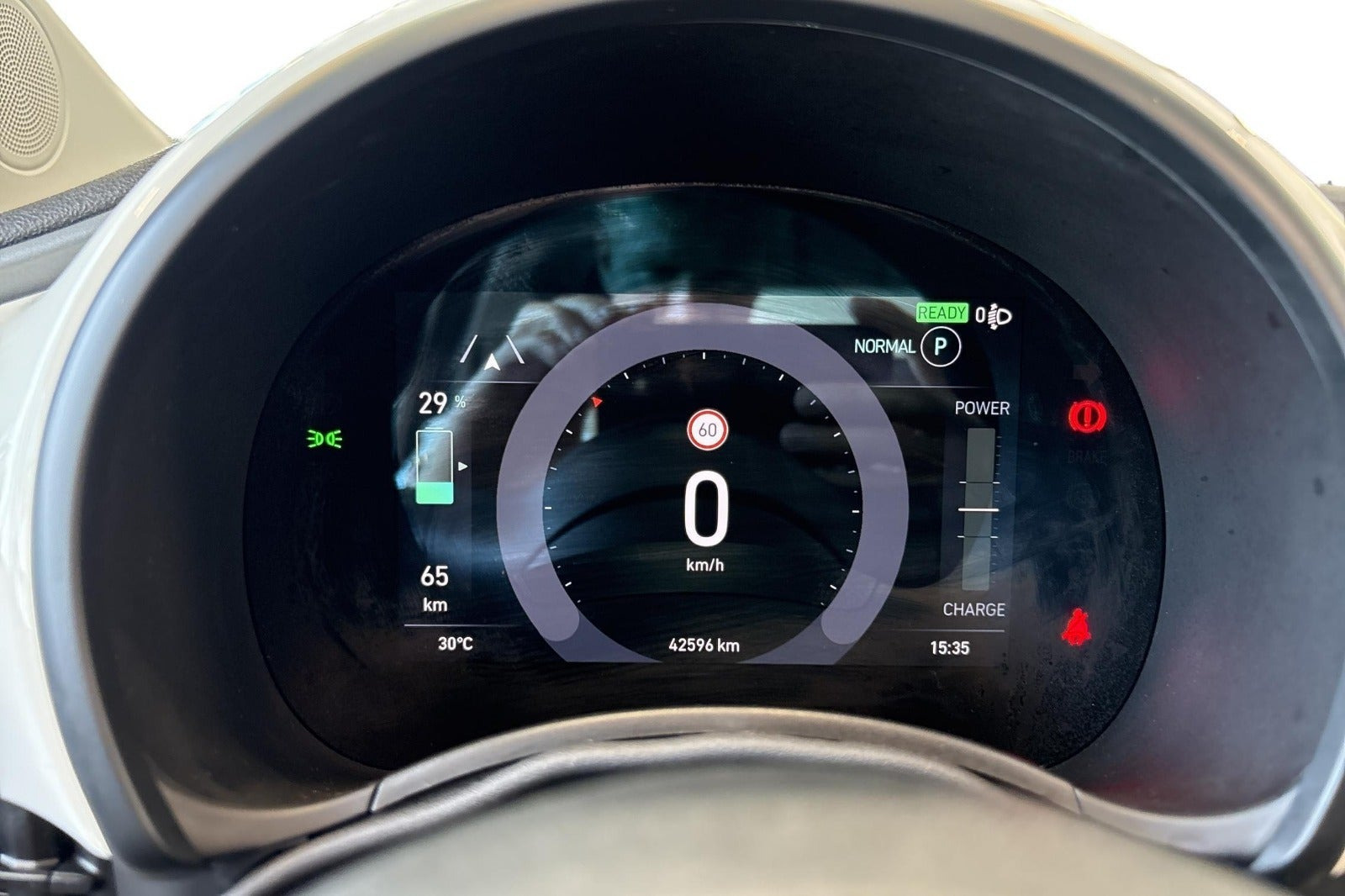 Hvid Fiat 500e fra 2021