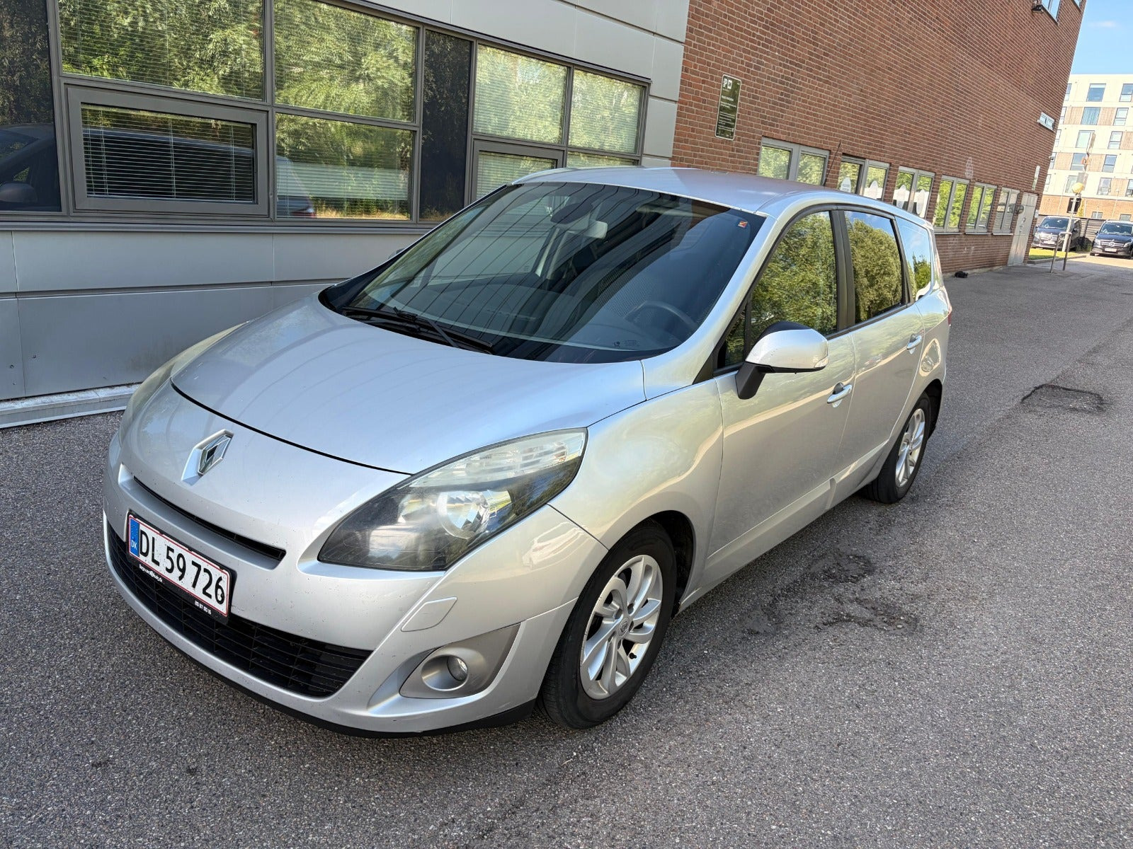 Renault Grand Scenic III 1,9 dCi 130 Dynamique 7prs
