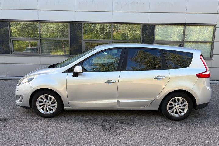undefined Renault Grand Scenic III fra 2011