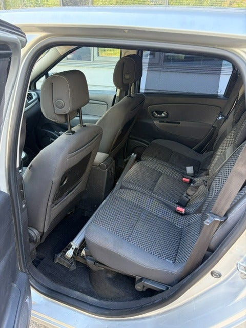 undefined Renault Grand Scenic III fra 2011