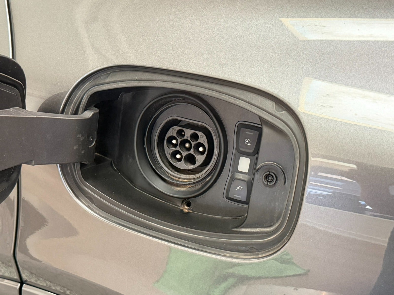 Grå Porsche Cayenne fra 2020
