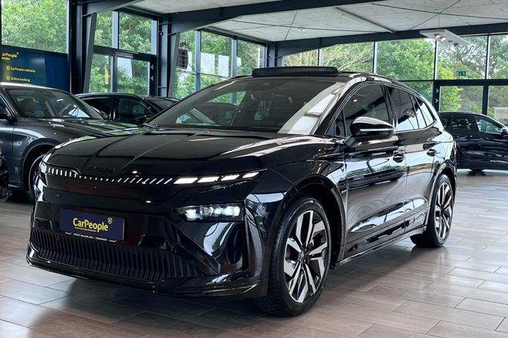 Sort Skoda Enyaq fra 2026 set udefra