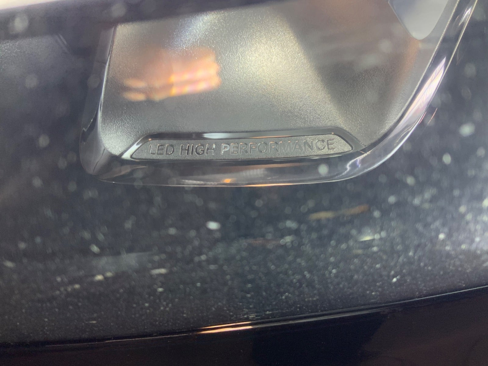 Sort Mercedes B200 d fra 2022