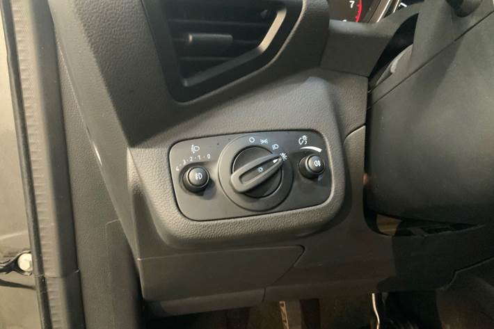 Grå Ford Kuga fra 2018