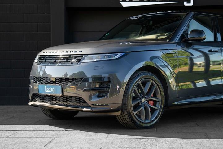 Grå Land Rover Range Rover sport fra 2022