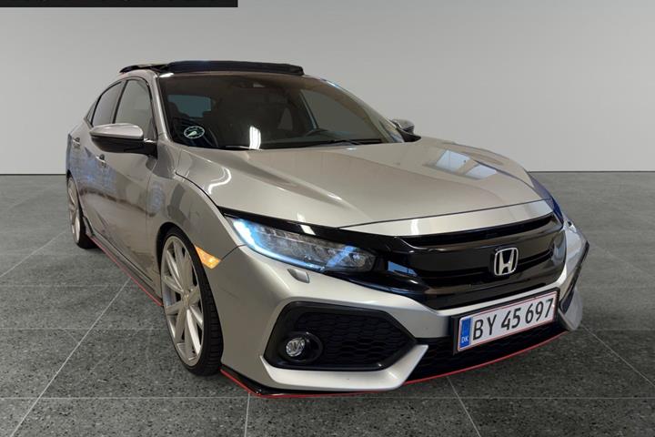 Sølv Honda Civic fra 2017