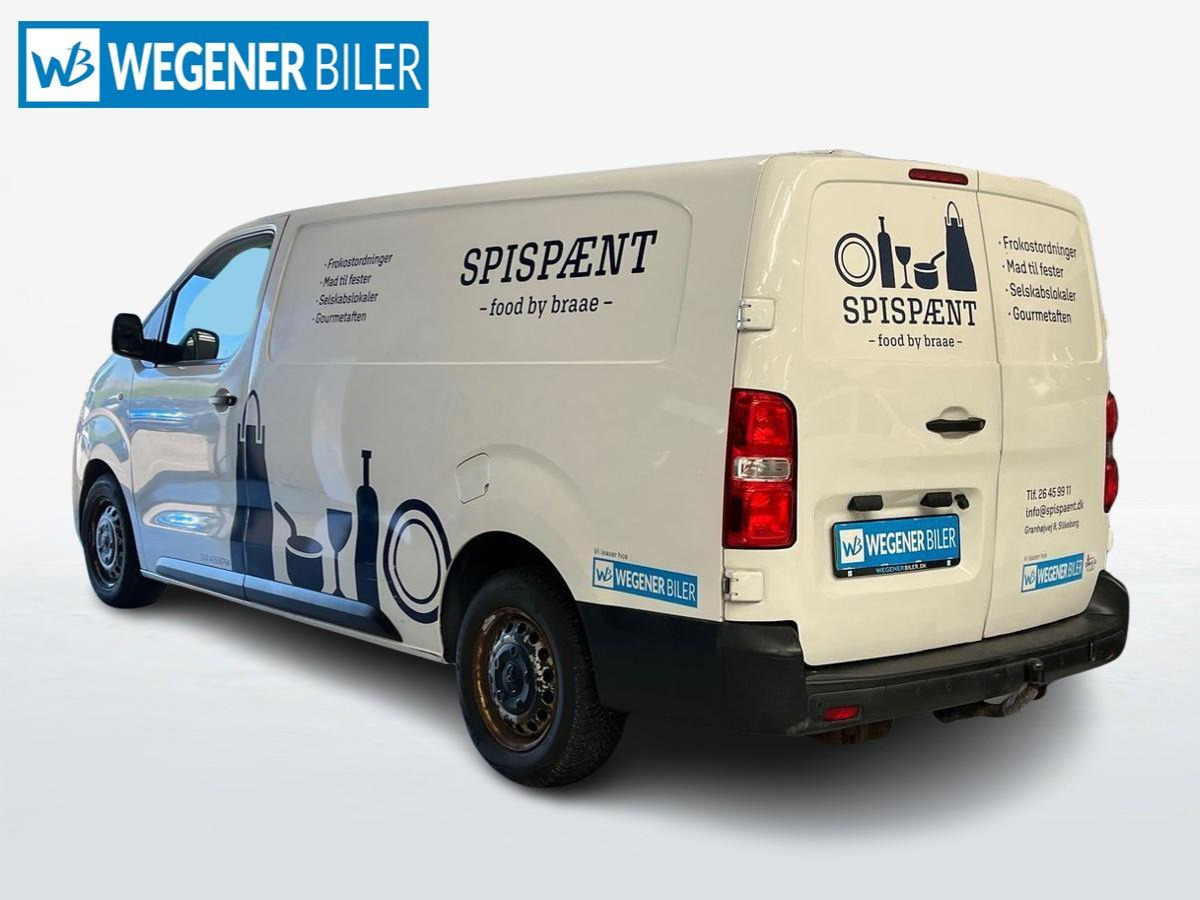 Hvid Toyota ProAce fra 2018