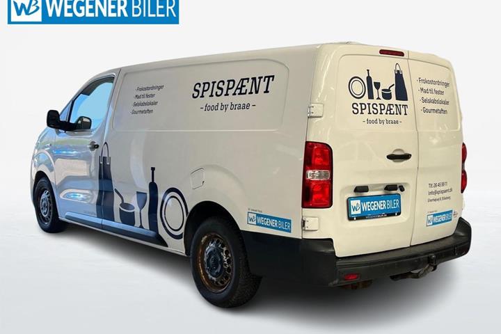 Hvid Toyota ProAce fra 2018