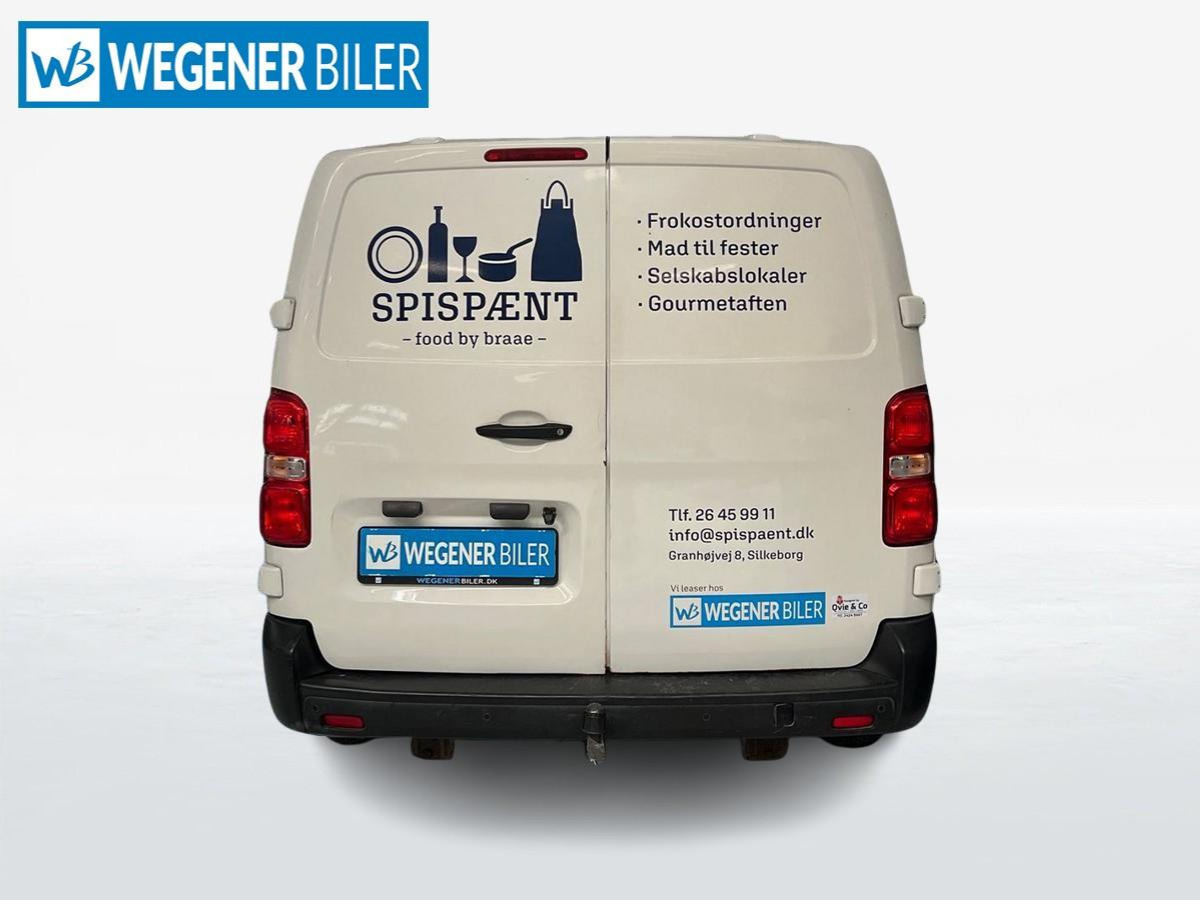 Hvid Toyota ProAce fra 2018