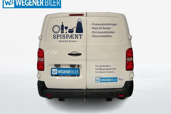 Hvid Toyota ProAce fra 2018