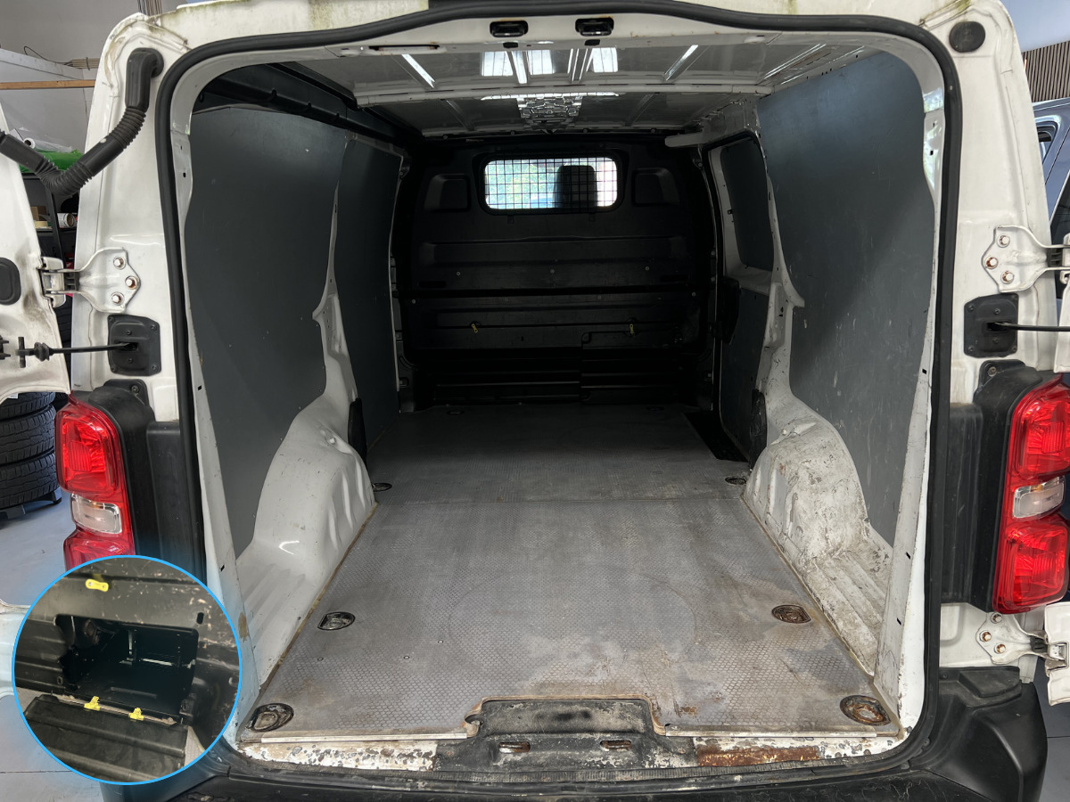 Hvid Toyota ProAce fra 2018