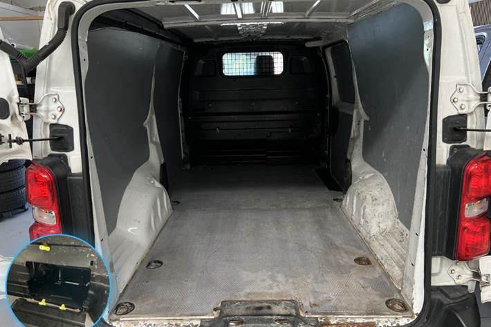 Hvid Toyota ProAce fra 2018