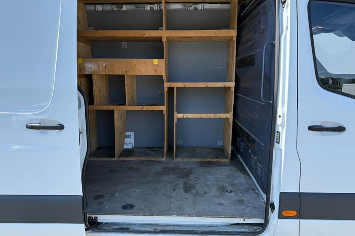 Hvid Mercedes Sprinter 214 fra 2020