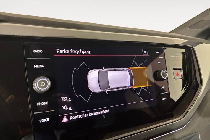 Grå VW Polo fra 2024