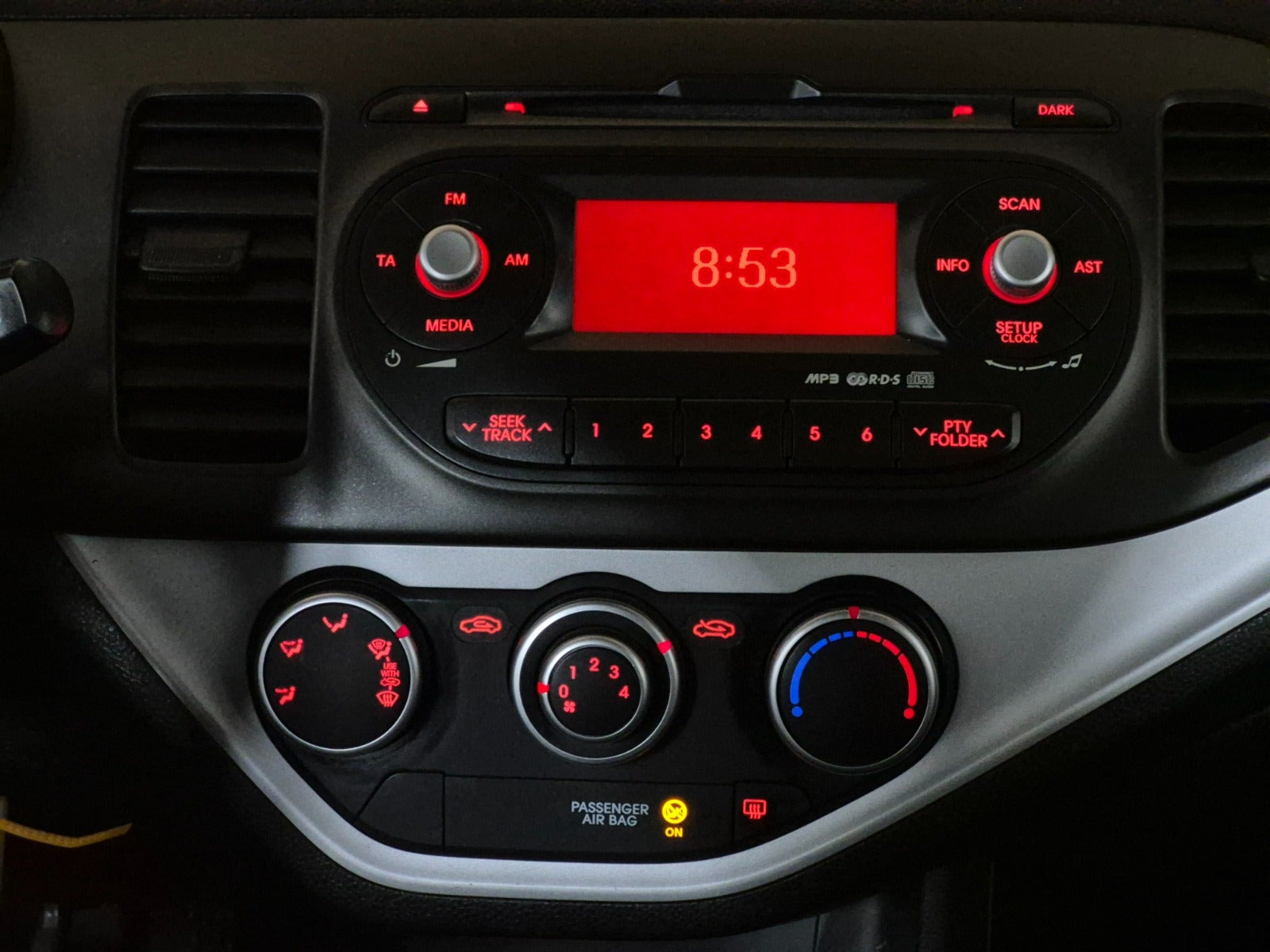 Rød Kia Picanto fra 2013
