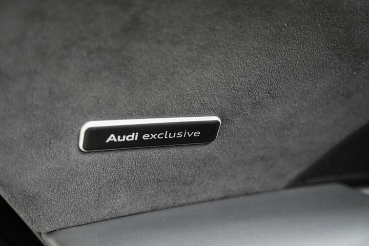 Sort Audi e-tron GT fra 2023