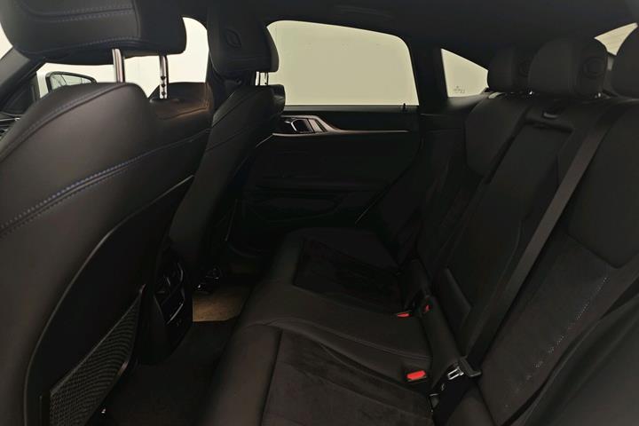 Hvid BMW i4 fra 2023