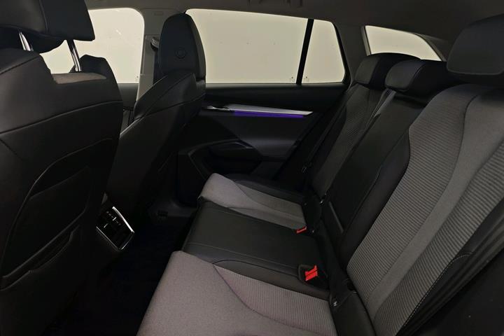 Sort Skoda Enyaq fra 2021