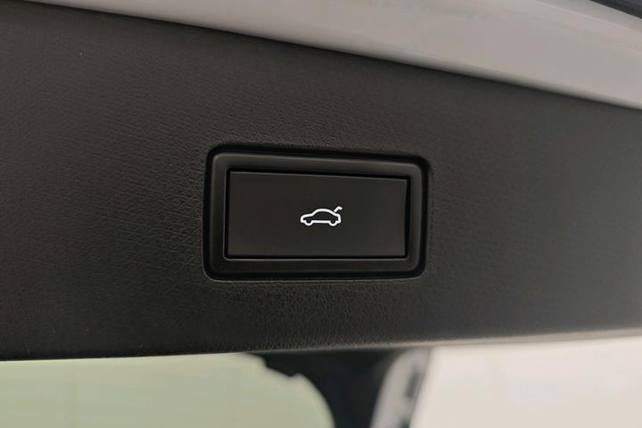 Hvid Cupra Tavascan fra 2025