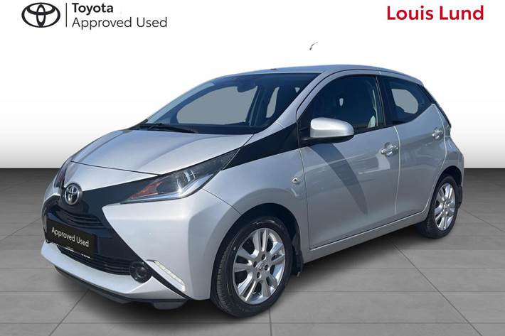 Grå Toyota Aygo fra 2018