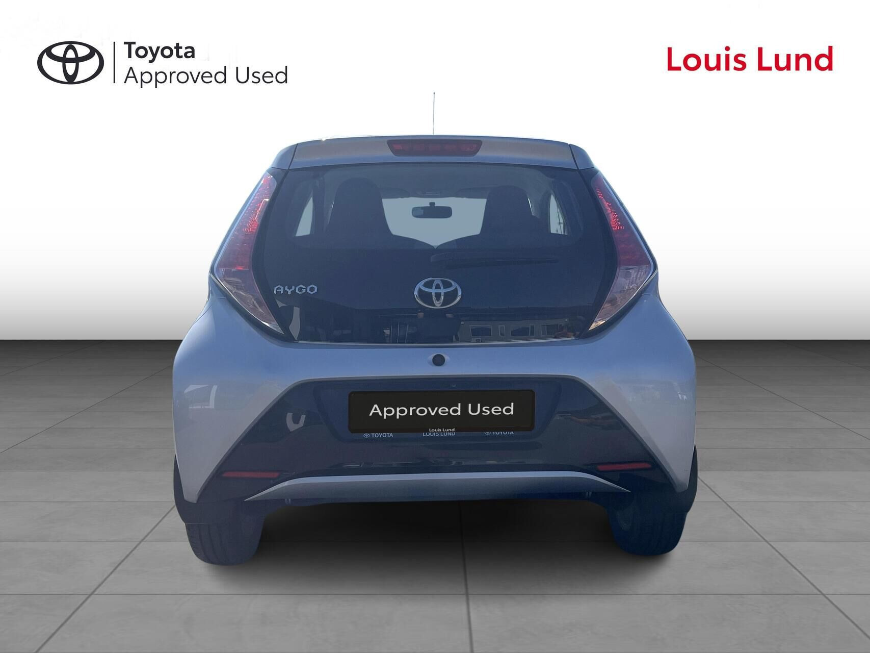 Grå Toyota Aygo fra 2018