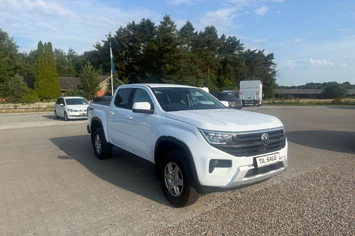 Hvid VW Amarok fra 2024