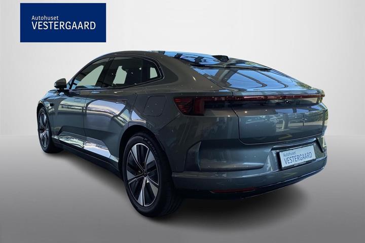 Grå Polestar 4 fra 2025