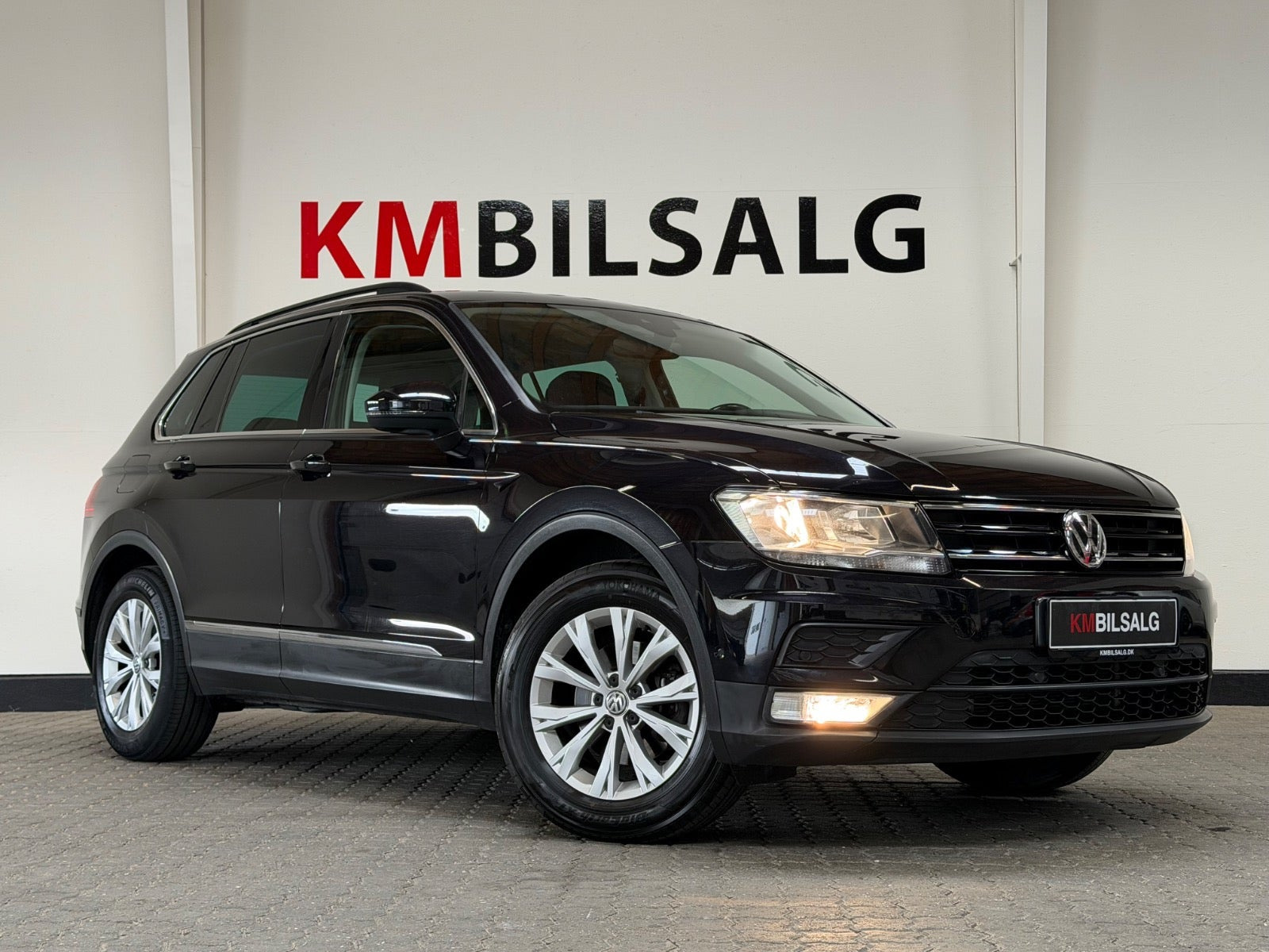 Sort VW Tiguan fra 2017