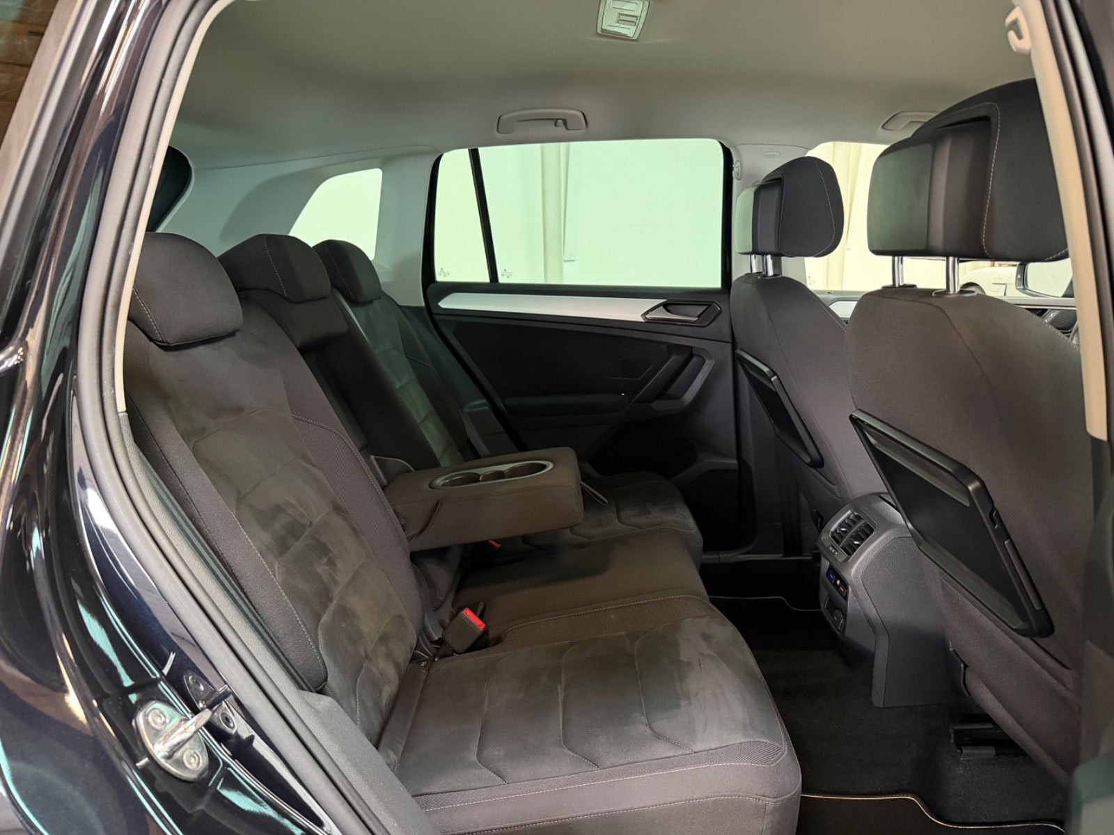 Sort VW Tiguan fra 2017