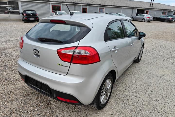 undefined Kia Rio fra 2013