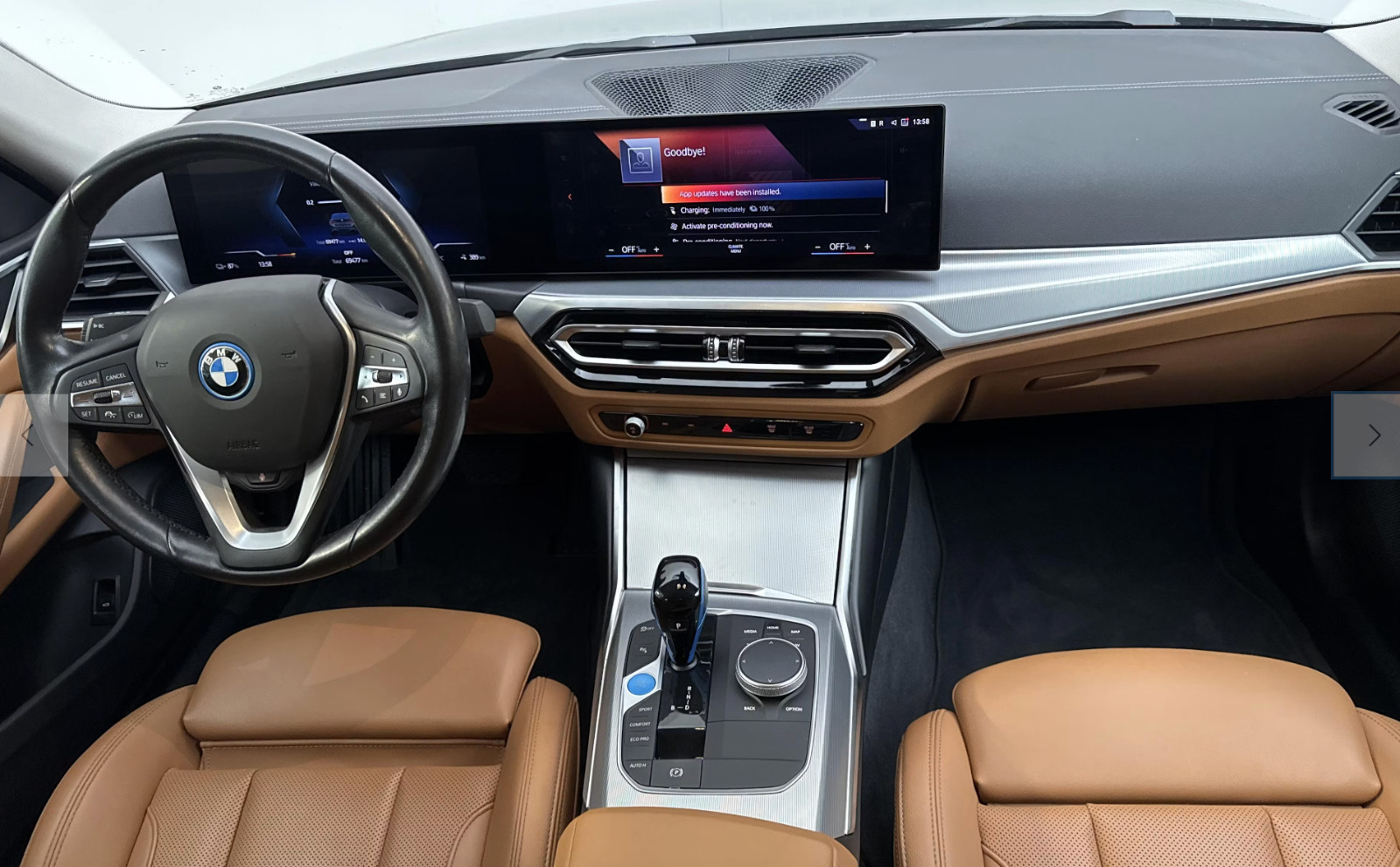 Grå BMW i4 fra 2022