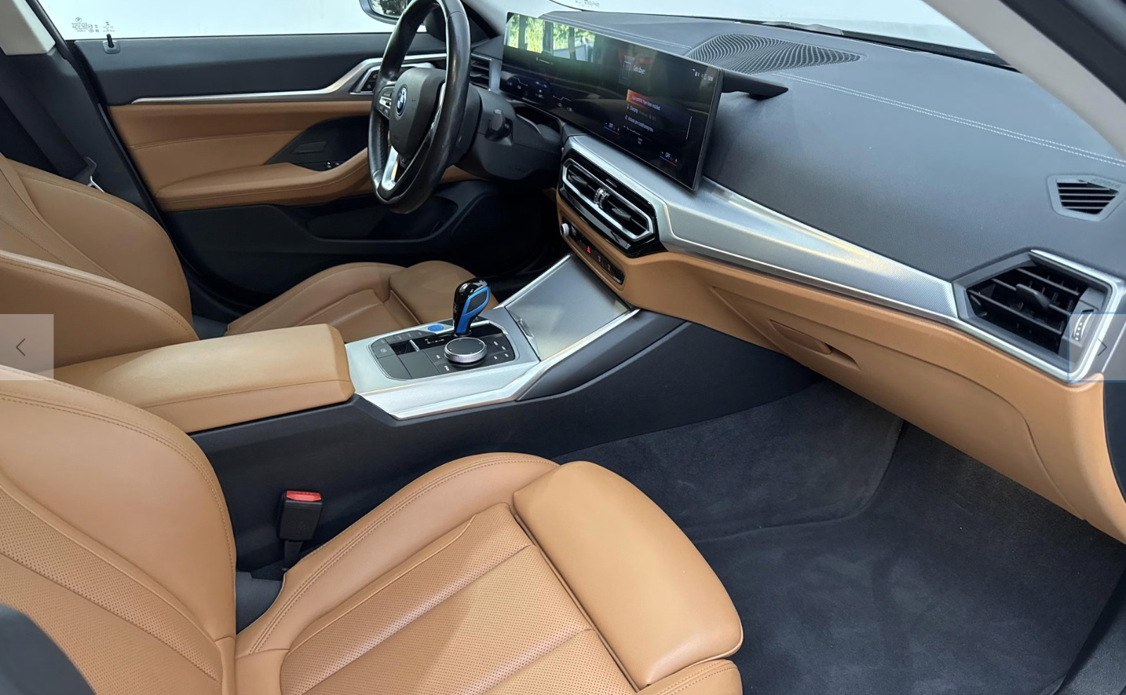 Grå BMW i4 fra 2022