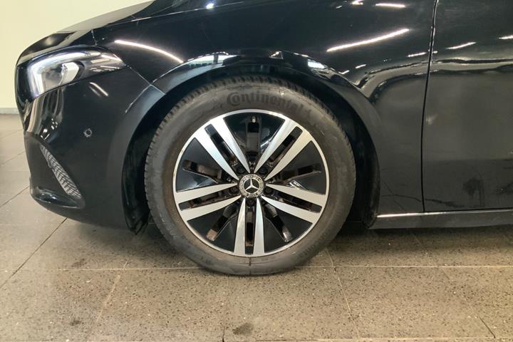 Sort Mercedes A200 fra 2021