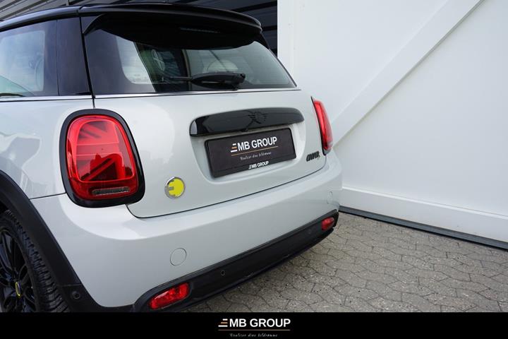 Grå Mini Cooper SE fra 2022