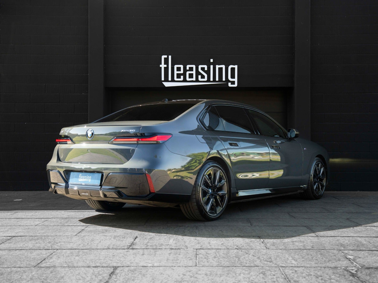 Grå BMW i7 fra 2023