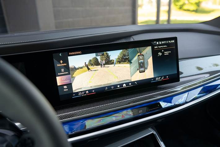Grå BMW i7 fra 2023