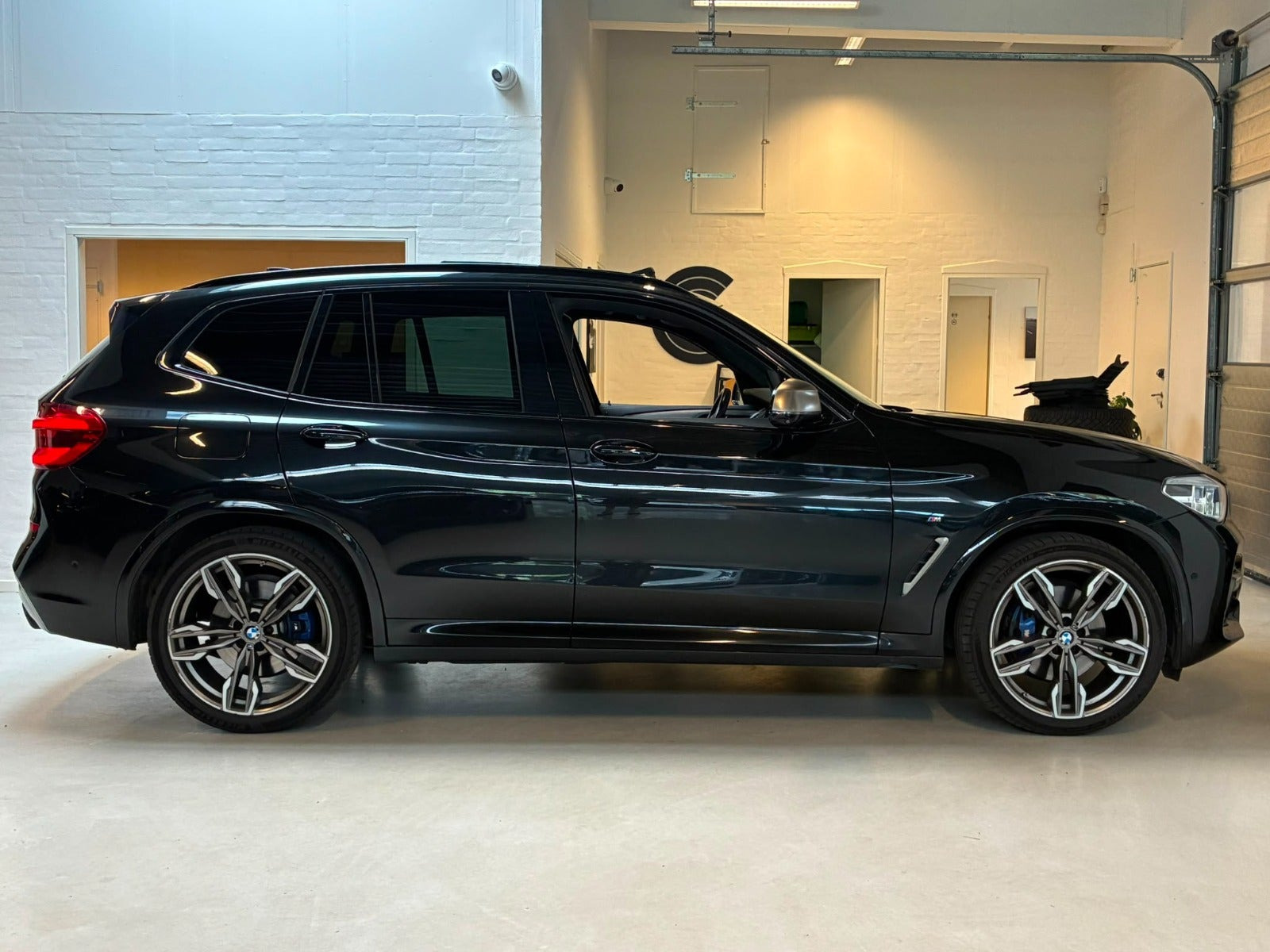 Sort BMW X3 fra 2019