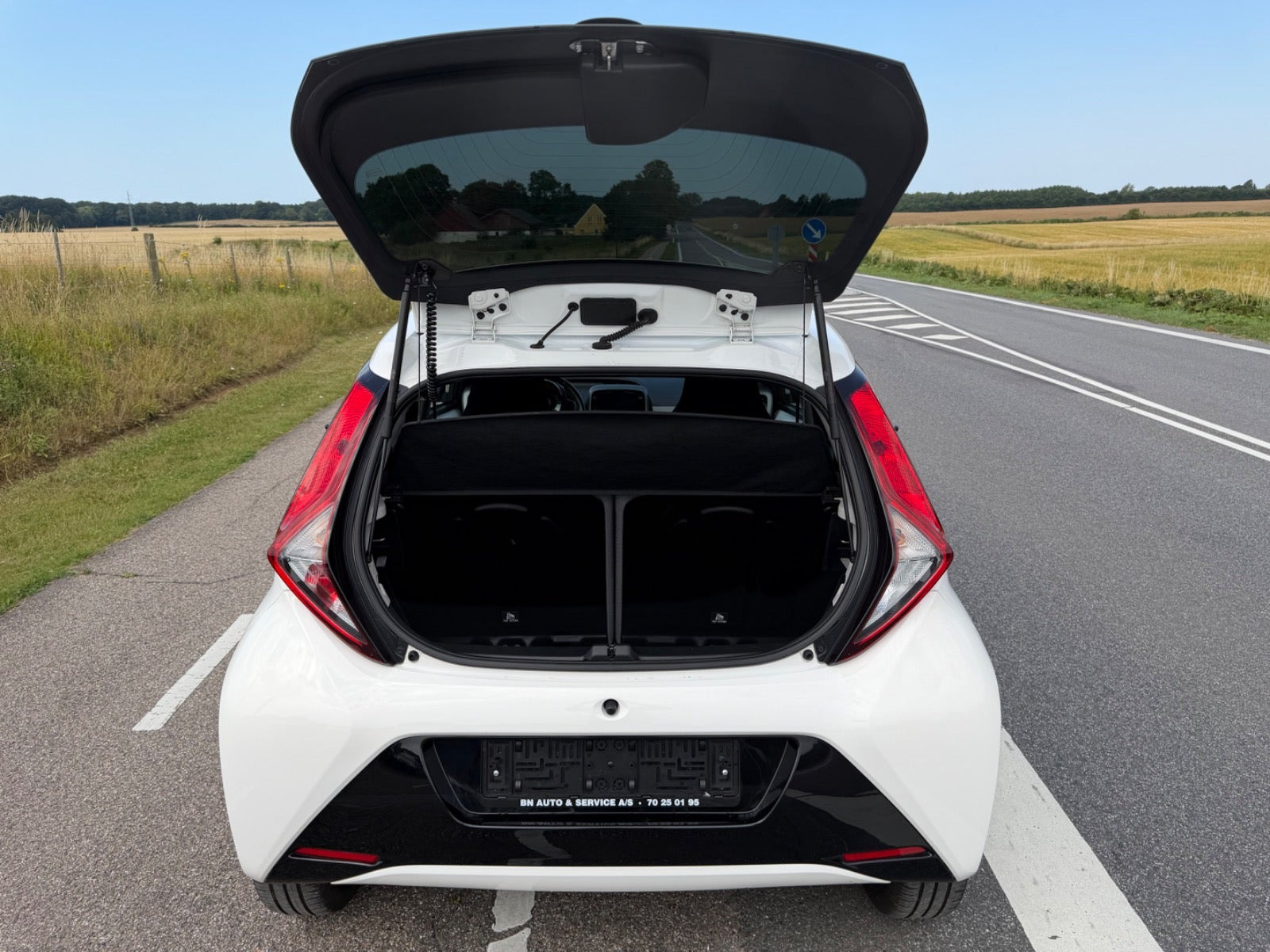 Hvid Toyota Aygo fra 2021