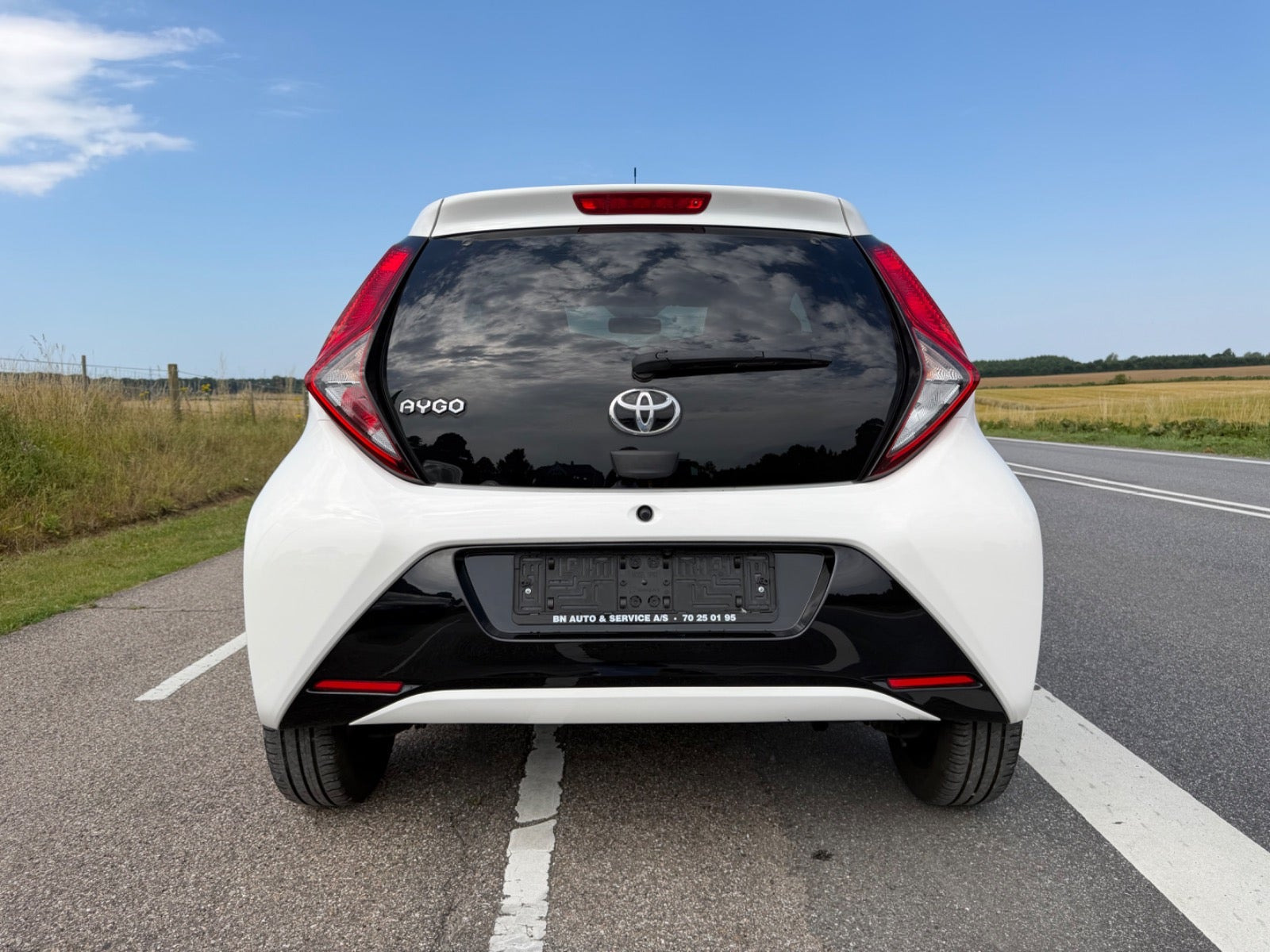 Hvid Toyota Aygo fra 2021