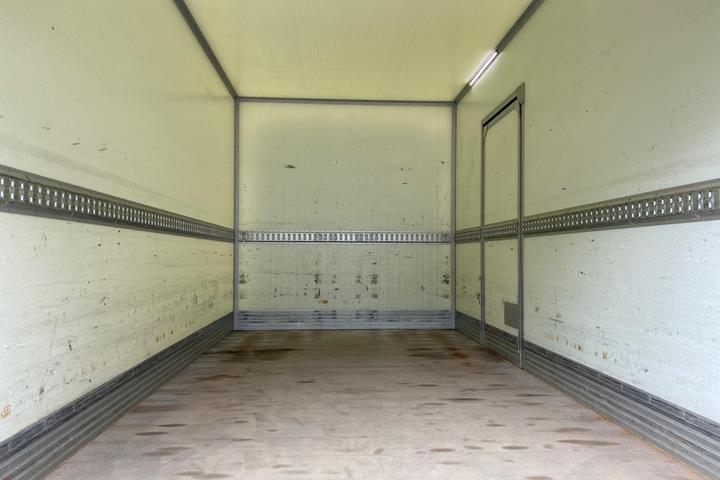 Hvid Peugeot Boxer 335 fra 2023
