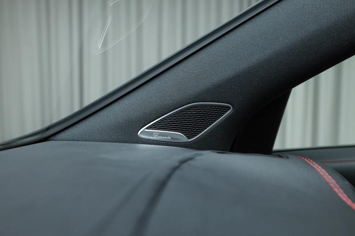 Sort Mercedes EQA250+ fra 2026
