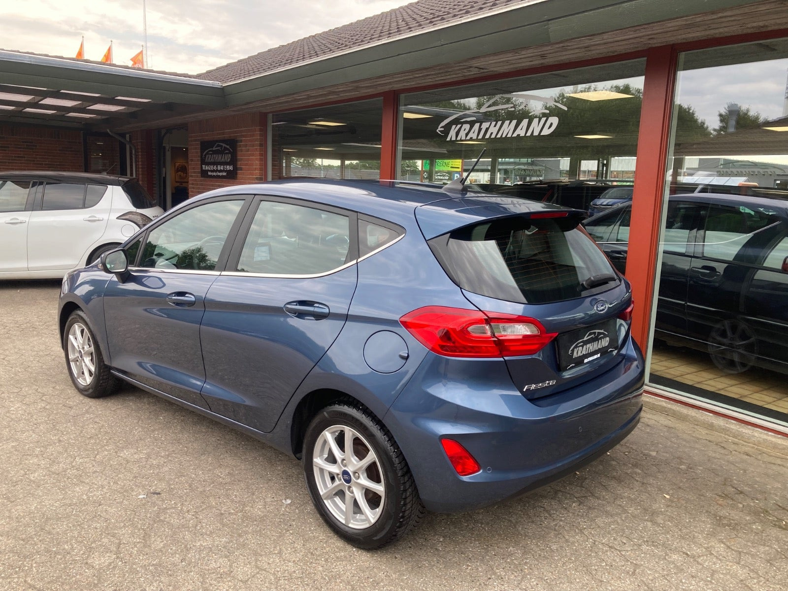 Blå Ford Fiesta fra 2020