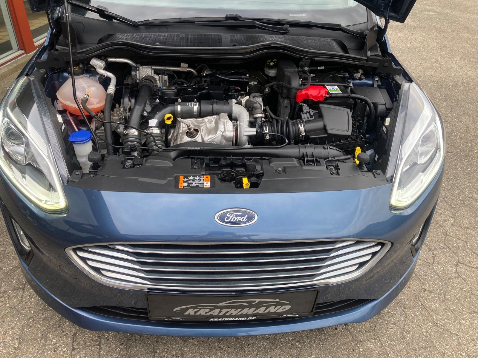 Blå Ford Fiesta fra 2020