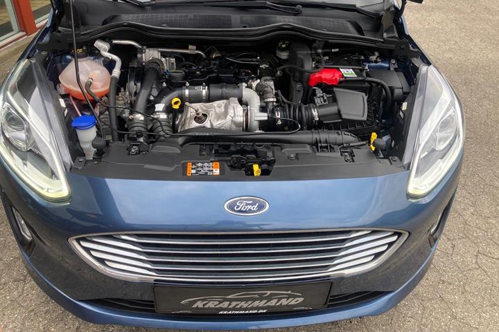 Blå Ford Fiesta fra 2020