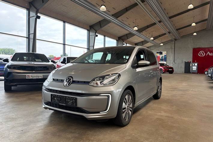 Grå VW E-UP! fra 2020 set udefra