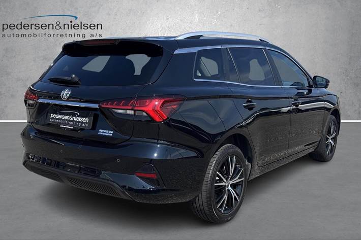 Sort MG MG5 Electric fra 2023