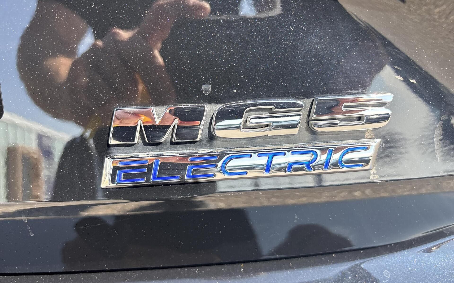 Sort MG MG5 Electric fra 2023