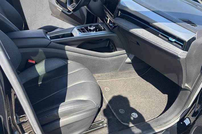 Sort MG MG5 Electric fra 2023