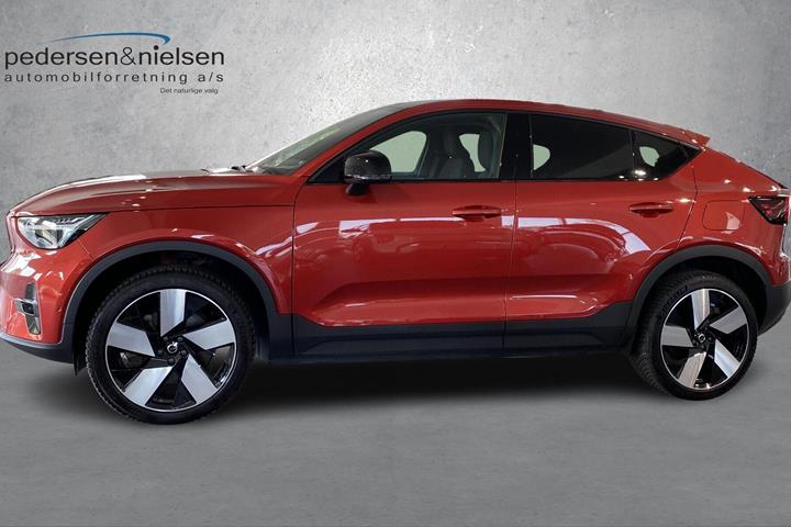Rød Volvo C40 fra 2022