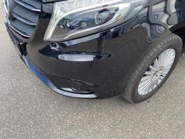 Sort Mercedes Vito fra 2021